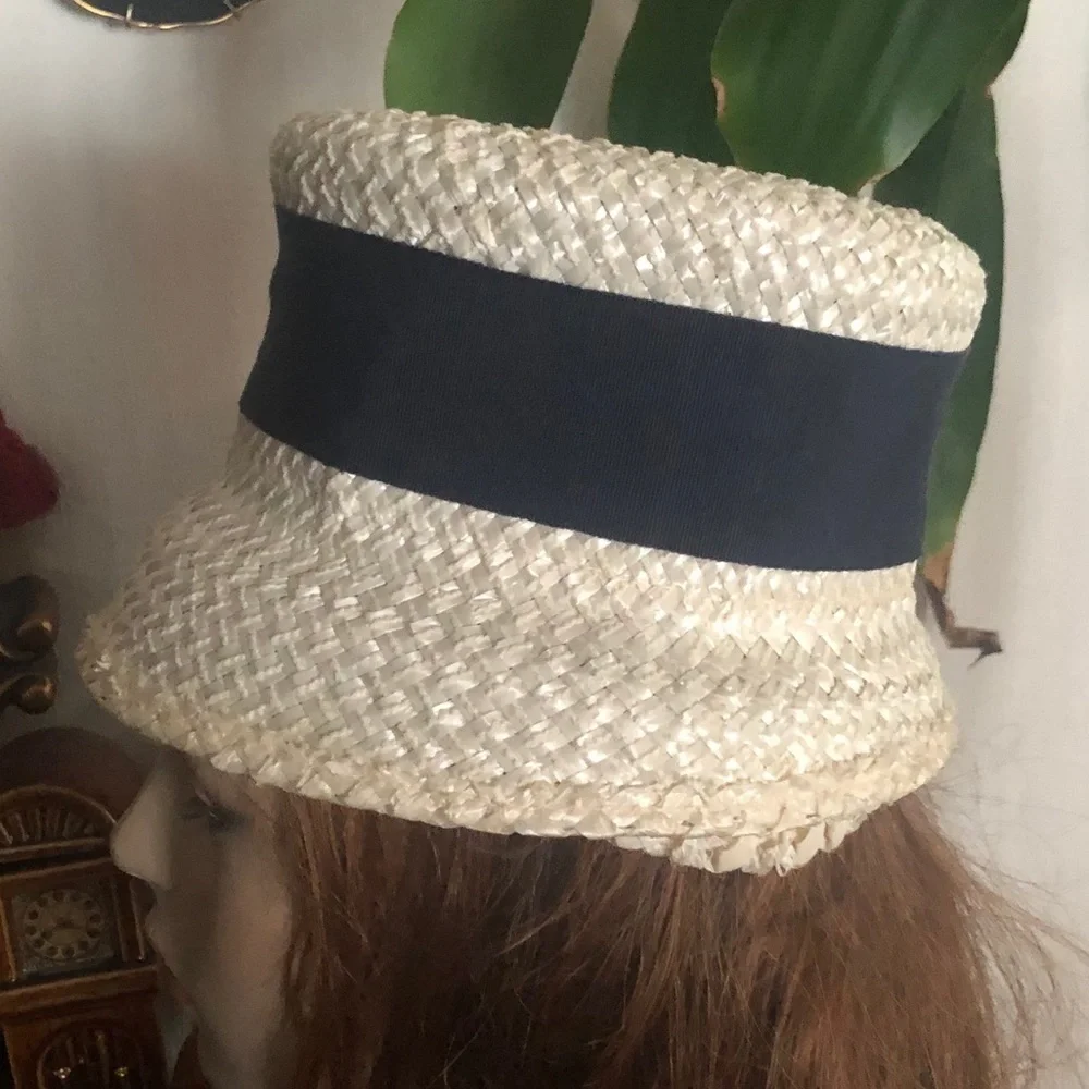 Vintage Cream Straw Hat - Picture 12 of 14